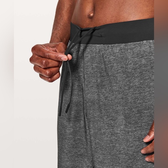 Lululemon T.H.E. Short *Linerless 9" Heathered Texture Printed Greyt Deep Coal - Picture 3 of 14